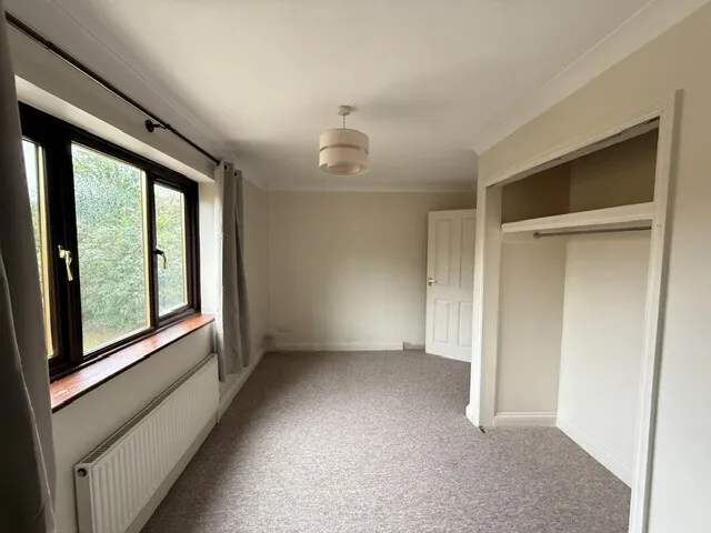 Castlemews, BH24, photo 14
