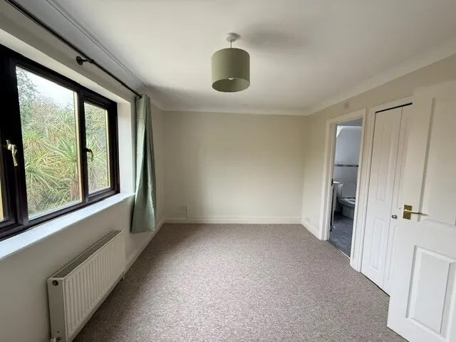 Castlemews, BH24, photo 11