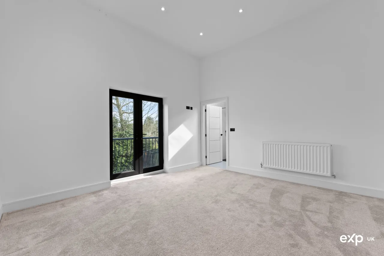 Sheepwalk Lane, Ravenshead, photo 22