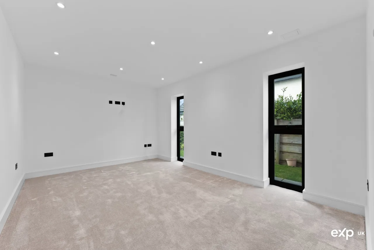 Sheepwalk Lane, Ravenshead, photo 17