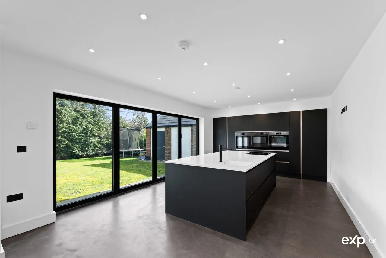 Sheepwalk Lane, Ravenshead, photo 11