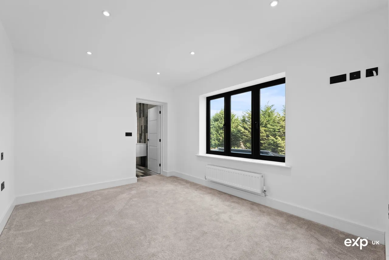 Sheepwalk Lane, Ravenshead, photo 28