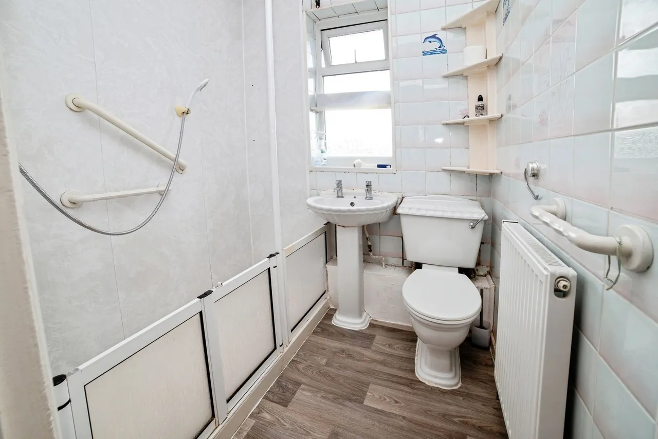 Pollard Drive, Mansfield, Nottinghamshire, NG18, photo 16
