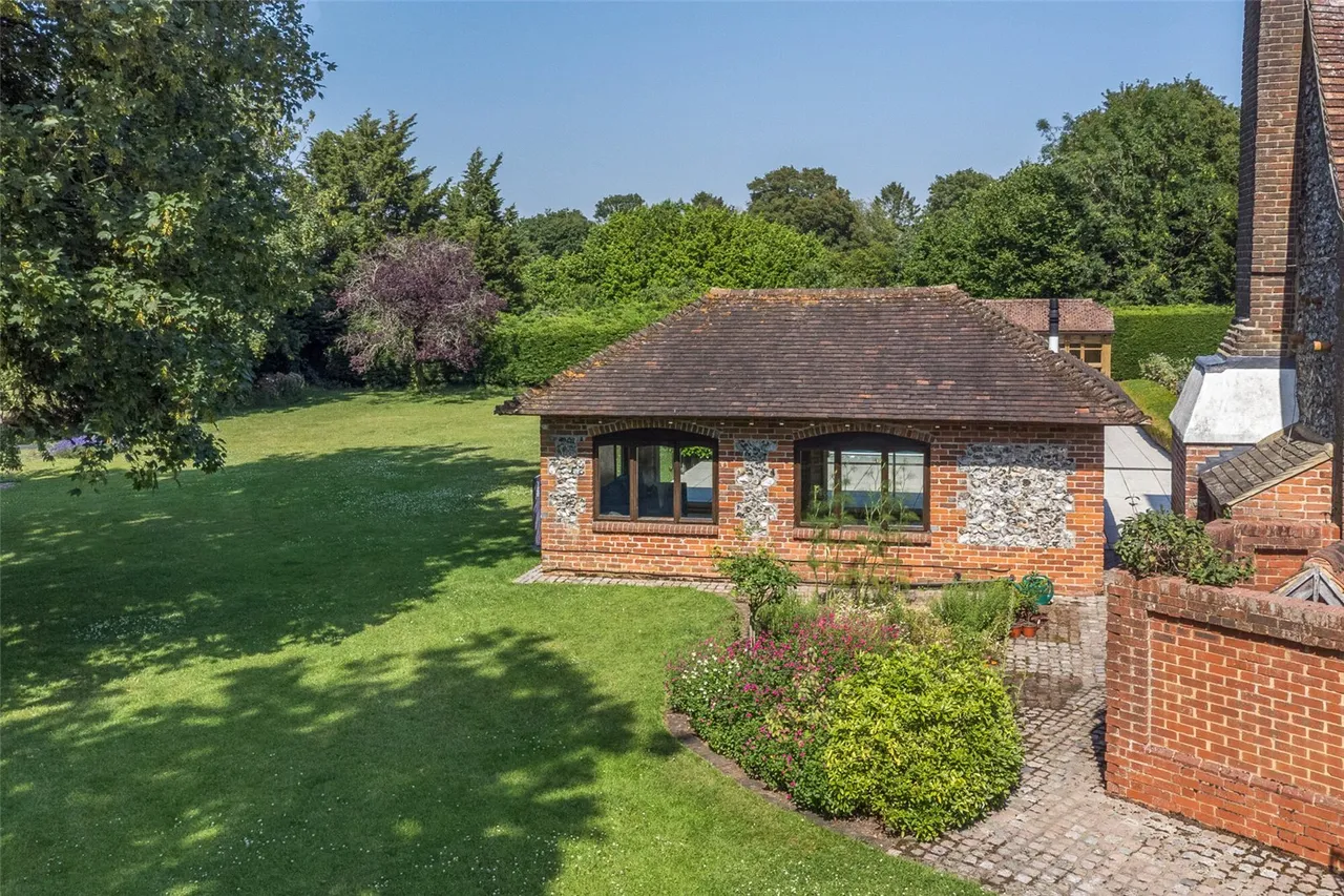 Church Road, Orpington, BR6, photo 40