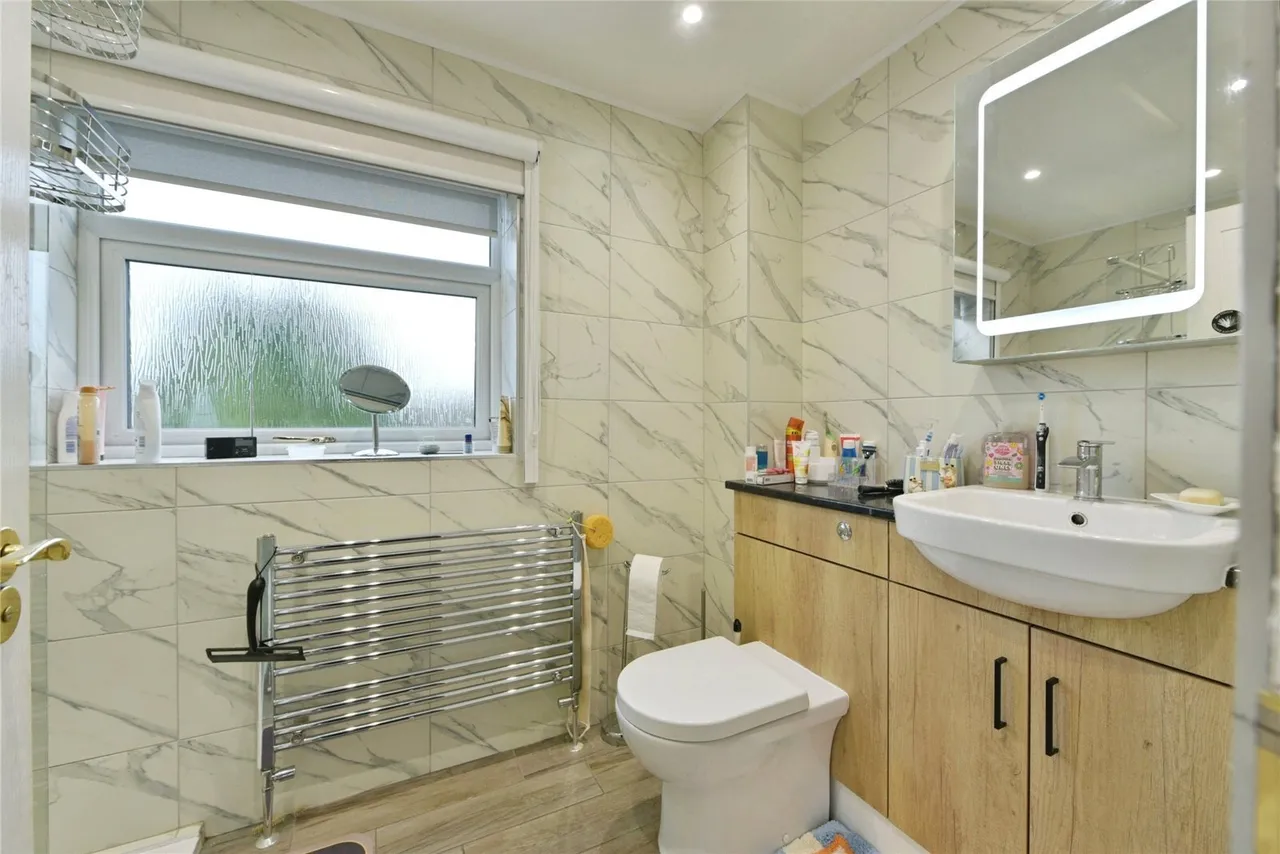 Birks Wood Drive, SHEFFIELD, South Yorkshire, S35, photo 10