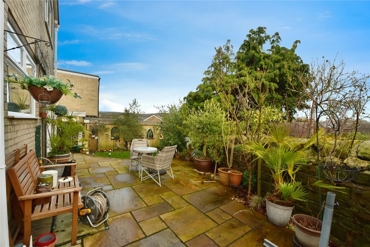 Birks Wood Drive, SHEFFIELD, South Yorkshire, S35, photo 15