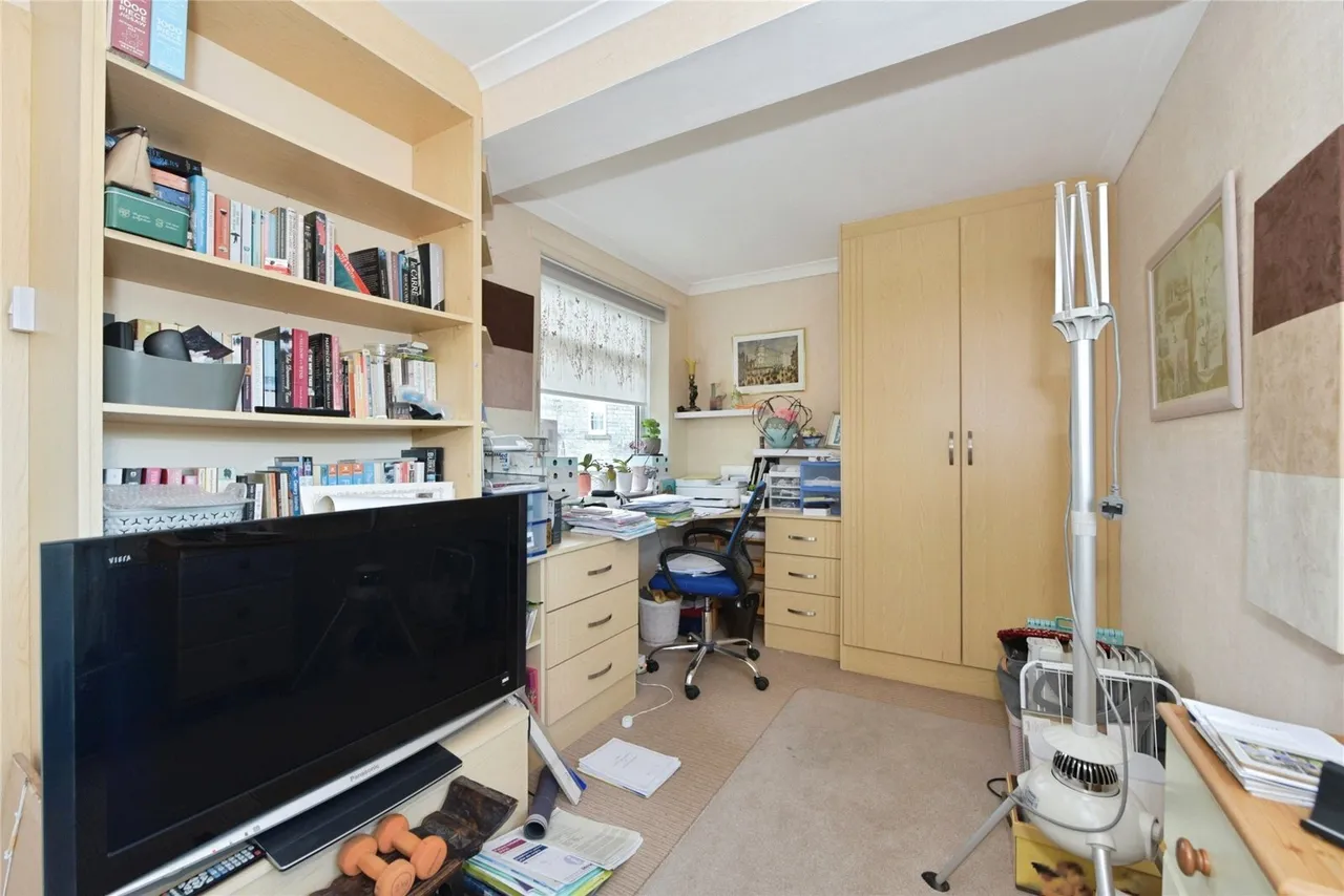 Birks Wood Drive, SHEFFIELD, South Yorkshire, S35, photo 14