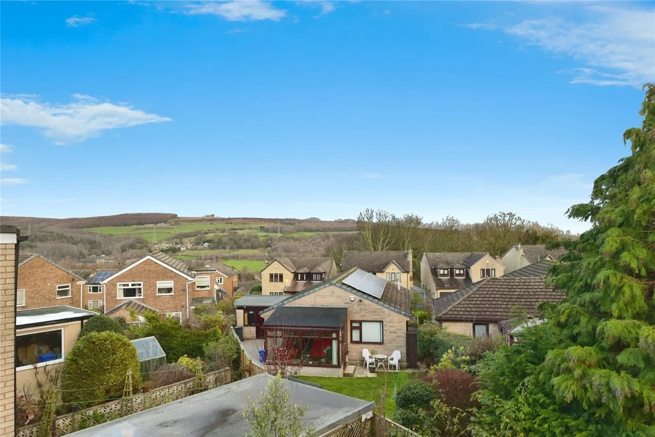 Birks Wood Drive, SHEFFIELD, South Yorkshire, S35, photo 16