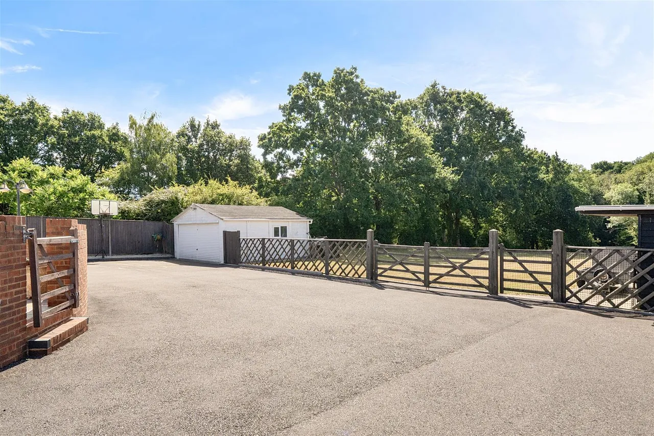 Walpole Lane, Swanwick, Hampshire, photo 20
