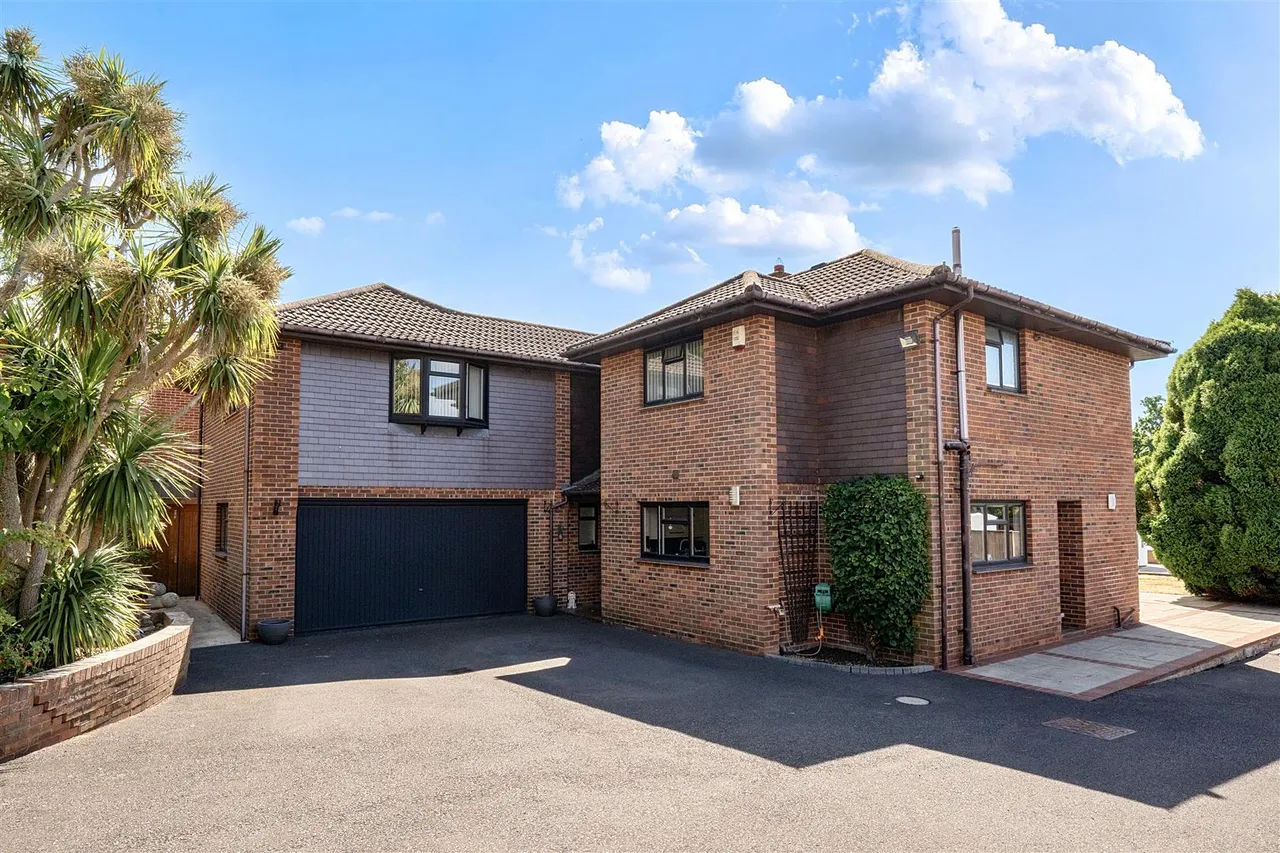 5 bed house for sale — Walpole Lane, Swanwick, Hampshire