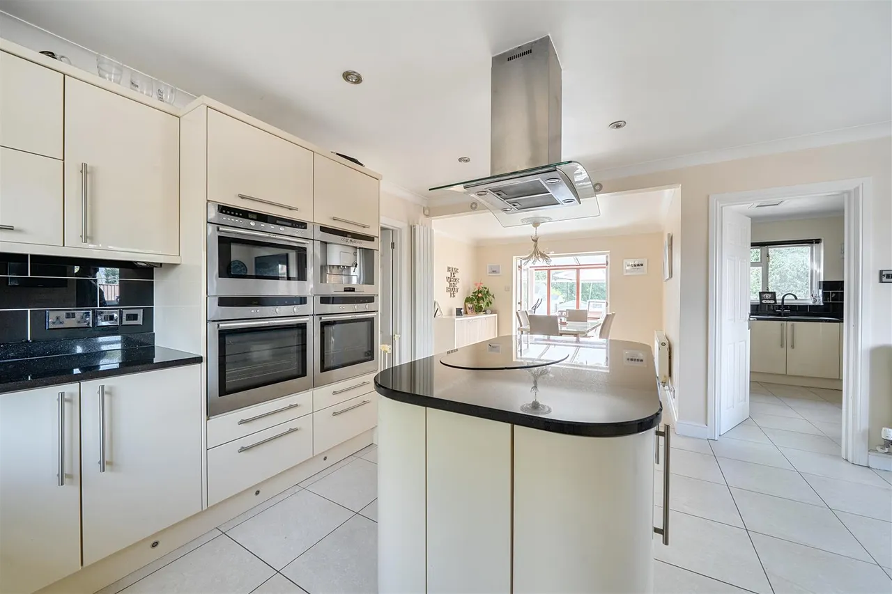 Walpole Lane, Swanwick, Hampshire, photo 4