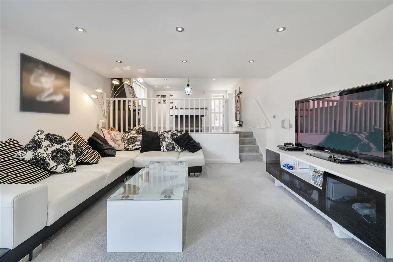 Walpole Lane, Swanwick, Hampshire, photo 26