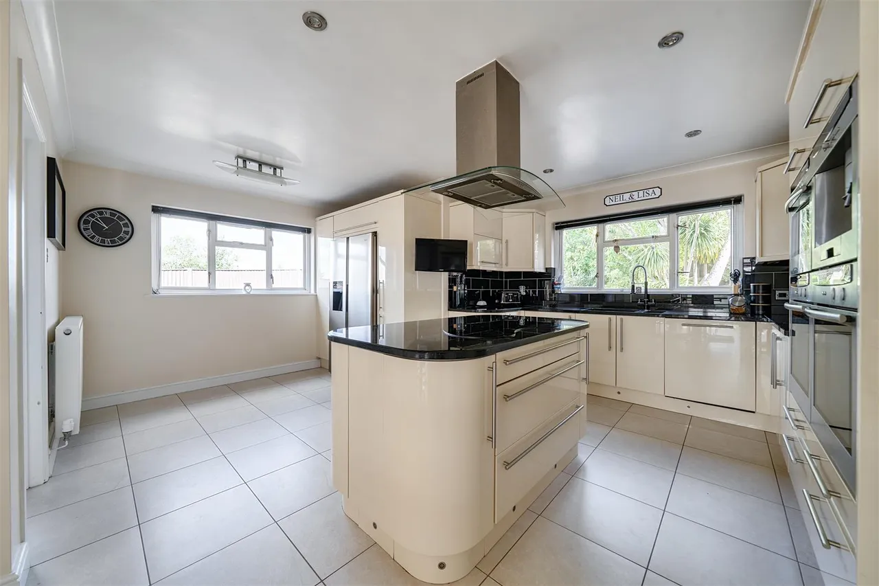 Walpole Lane, Swanwick, Hampshire, photo 9