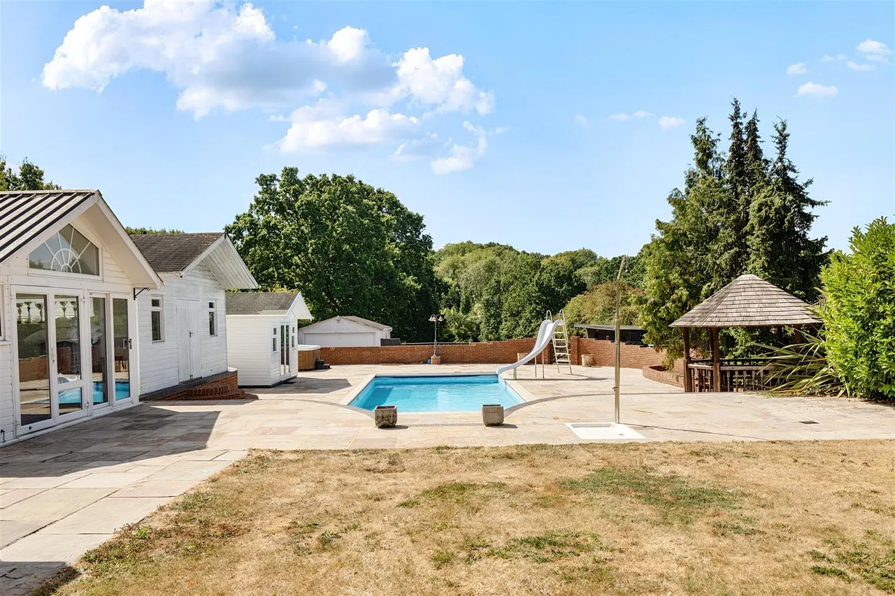 Walpole Lane, Swanwick, Hampshire, photo 22