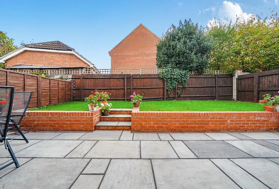 Emersons Green Lane, Emersons Green, BS16, photo 18
