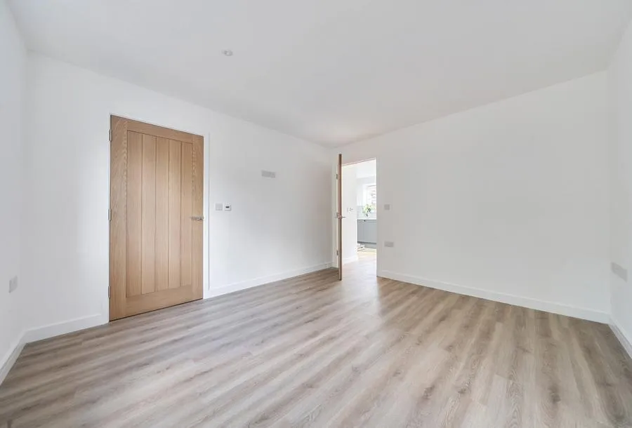 Emersons Green Lane, Emersons Green, BS16, photo 9