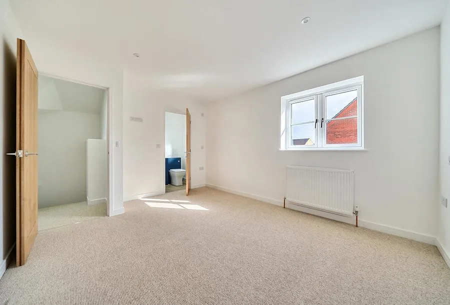 Emersons Green Lane, Emersons Green, BS16, photo 12