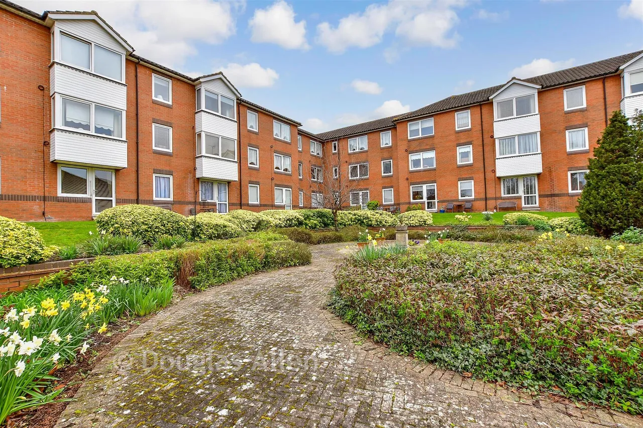 Fentiman Way, Hornchurch, RM11, photo 2