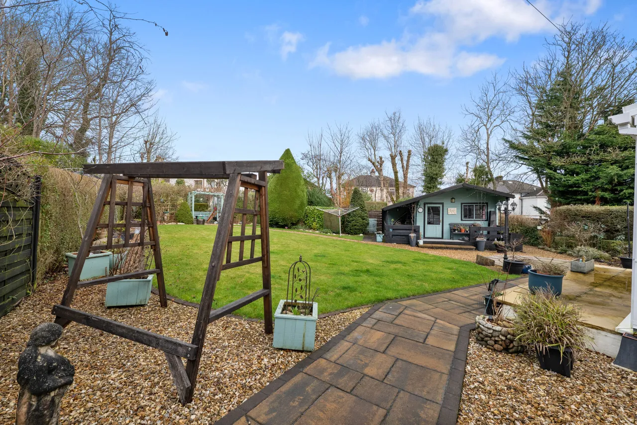 Woodside Avenue, Thornliebank, photo 21