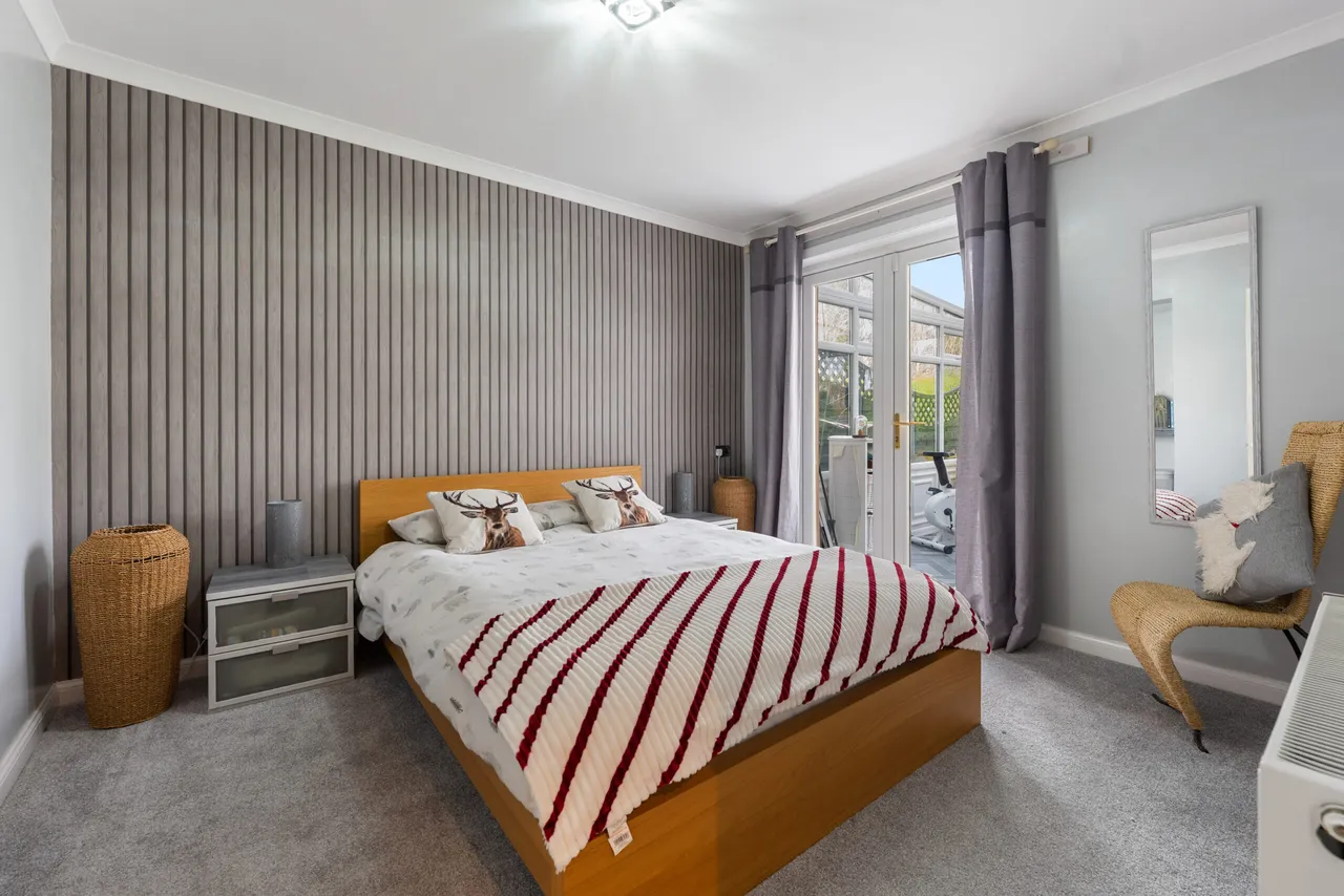 Woodside Avenue, Thornliebank, photo 15