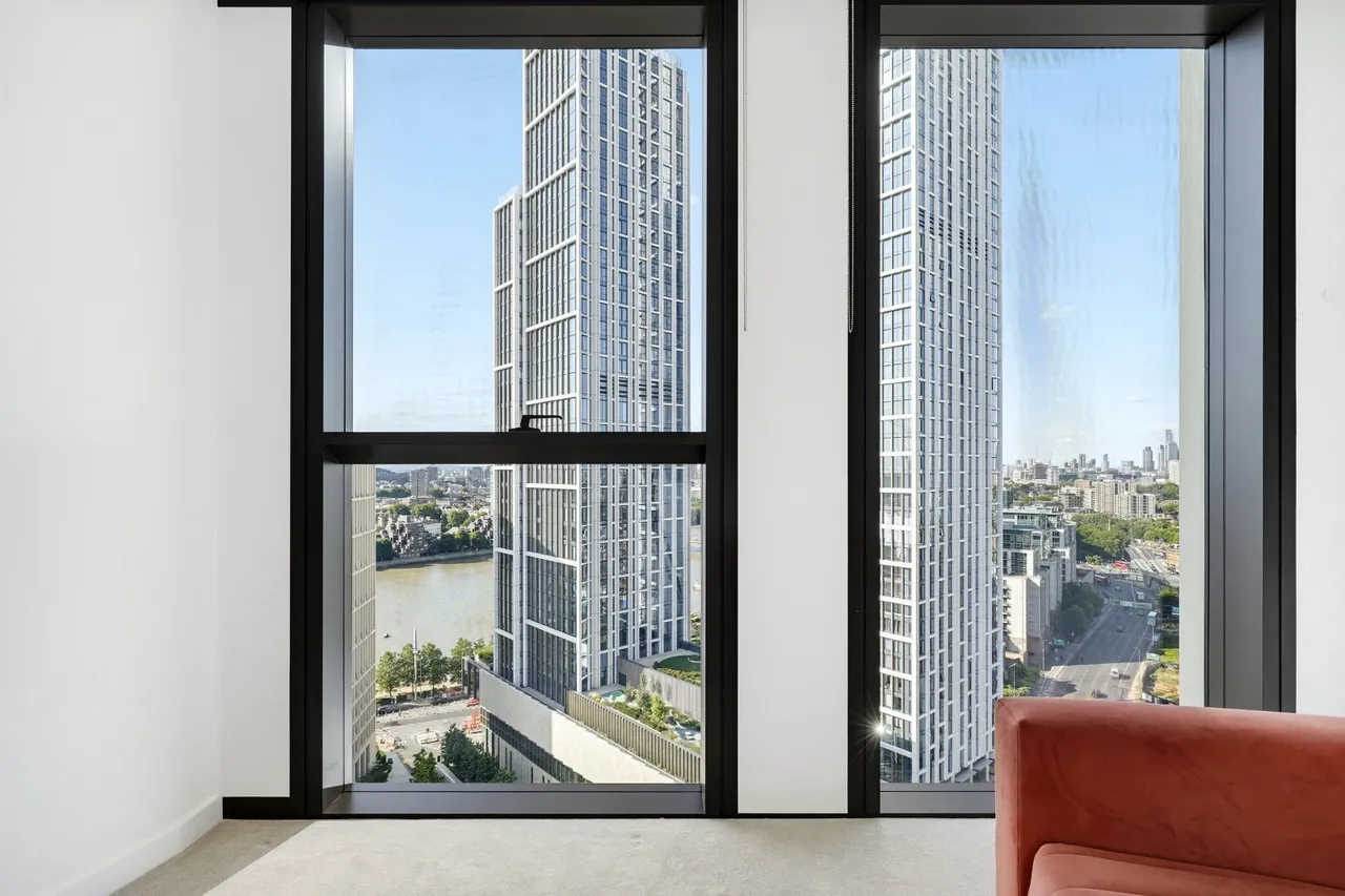 Carnation Way, London, SW8, photo 12