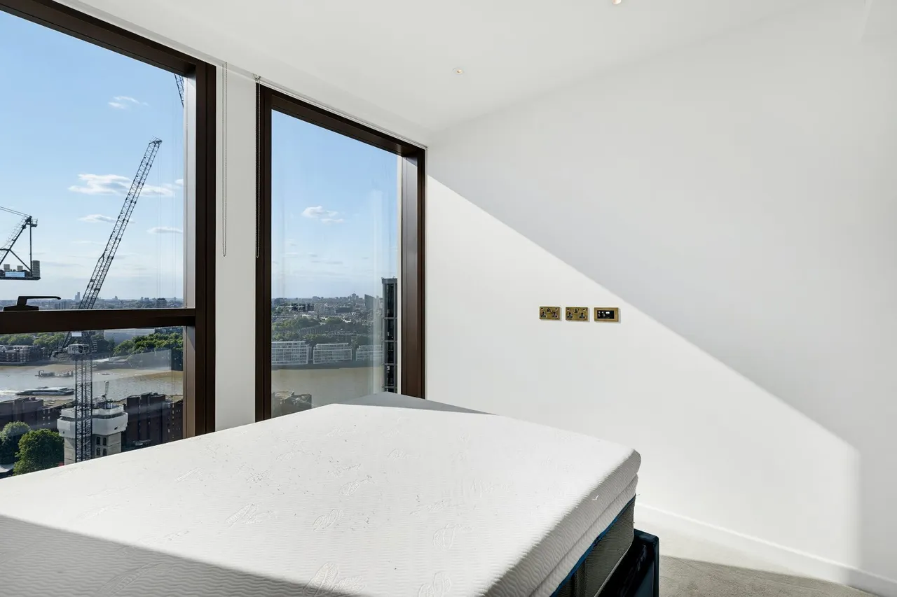 Carnation Way, London, SW8, photo 6