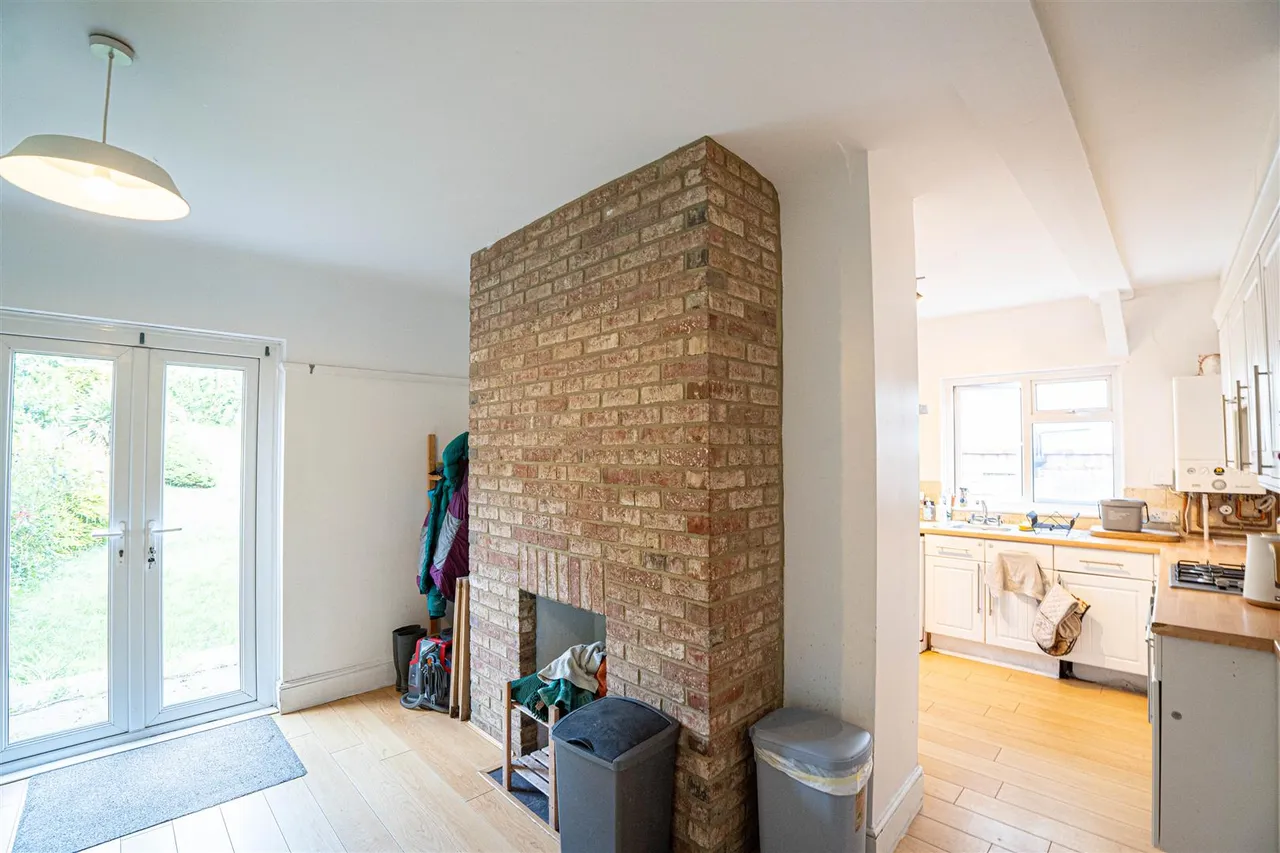St. Helens Road, Hastings, photo 16