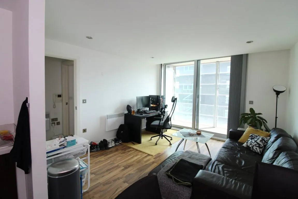 1 bed property to rent, Solly Street, S1