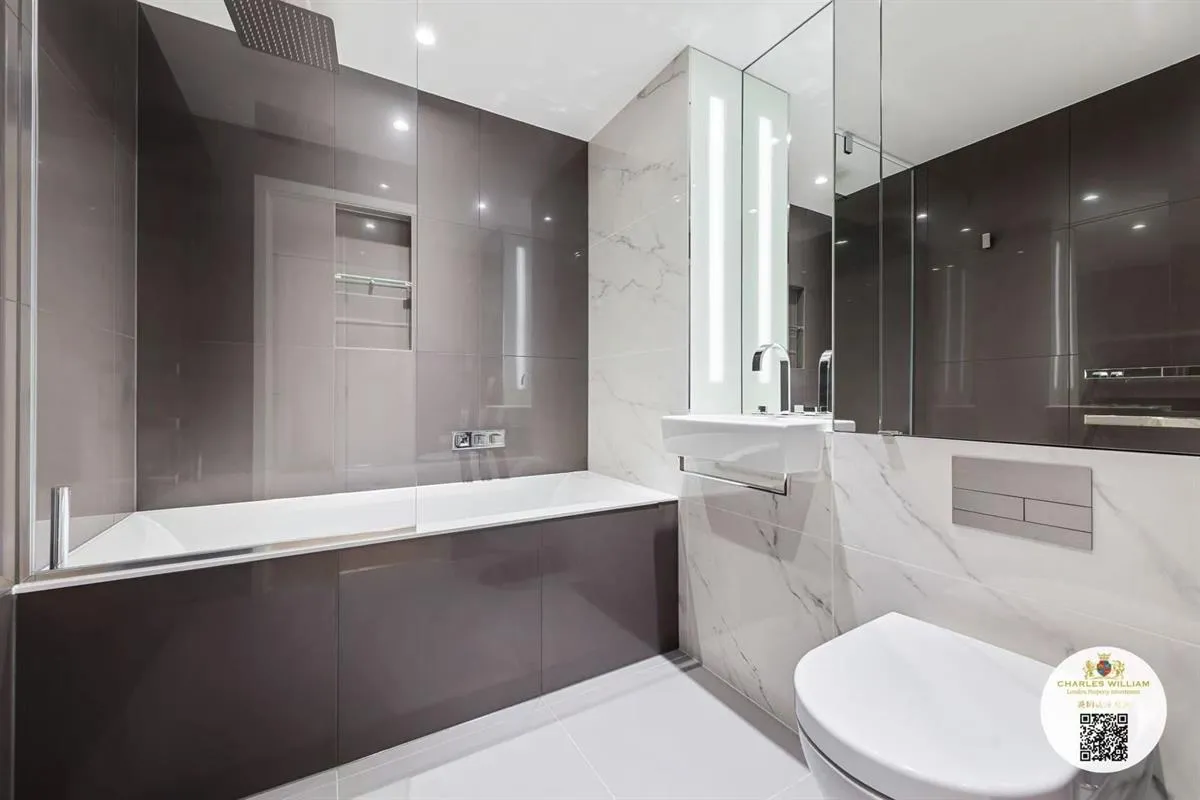 Flat 3209 , Hampton Tower, Marsh Wall, London, photo 6