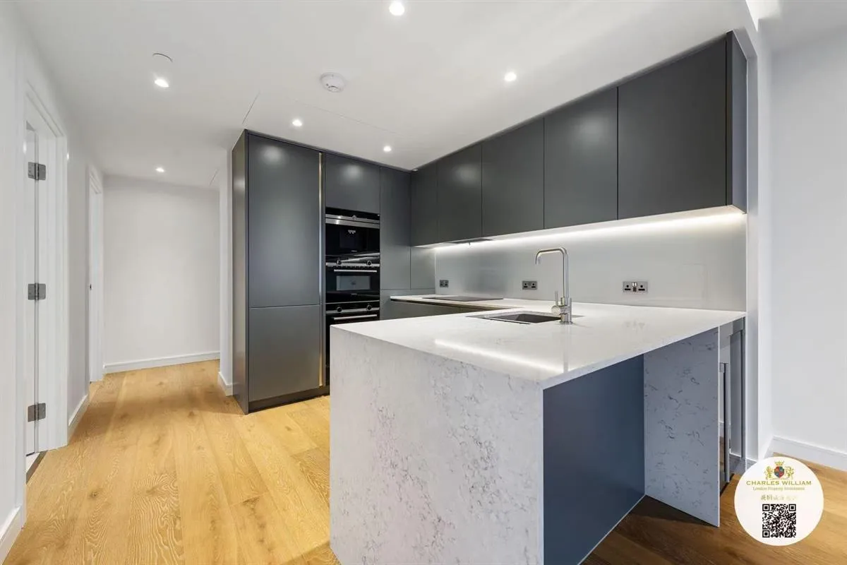 Flat 3209 , Hampton Tower, Marsh Wall, London, photo 4