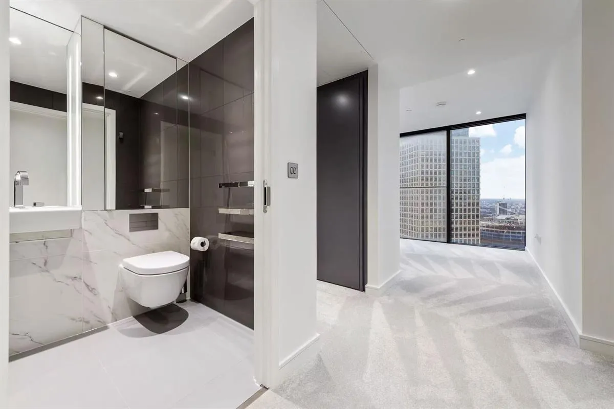 Flat 3209 , Hampton Tower, Marsh Wall, London, photo 7