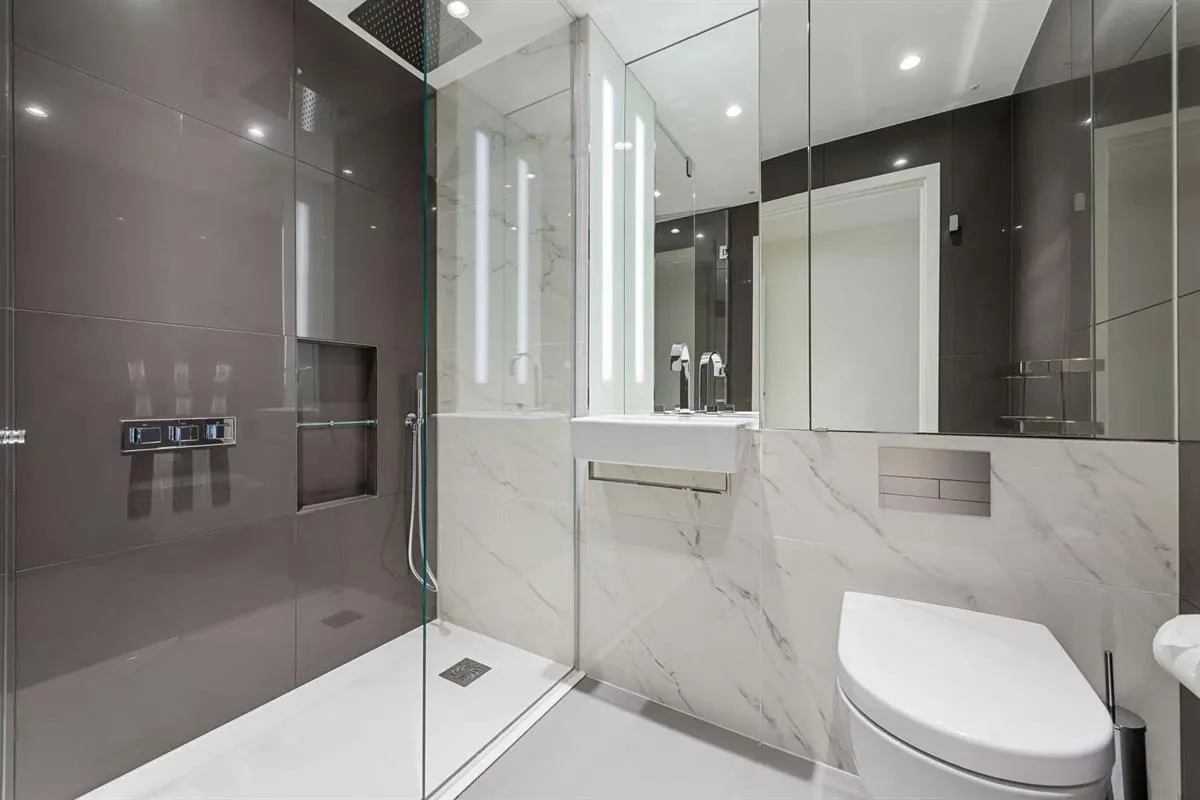 Flat 3209 , Hampton Tower, Marsh Wall, London, photo 9