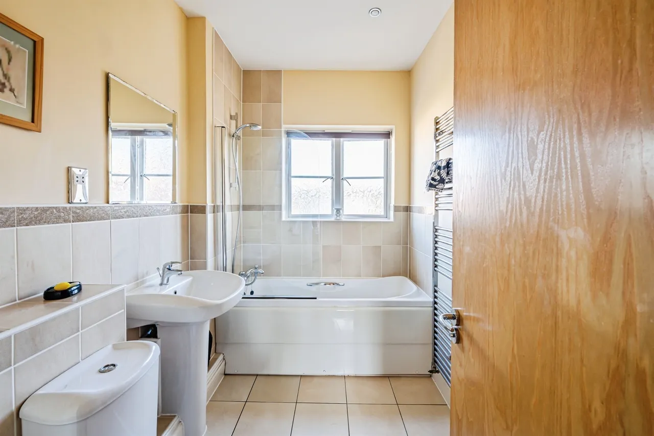 Dominica Court, Eastbourne, BN23, photo 26