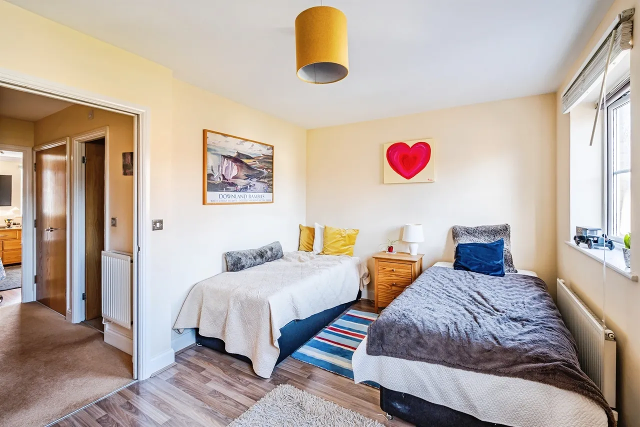Dominica Court, Eastbourne, BN23, photo 10