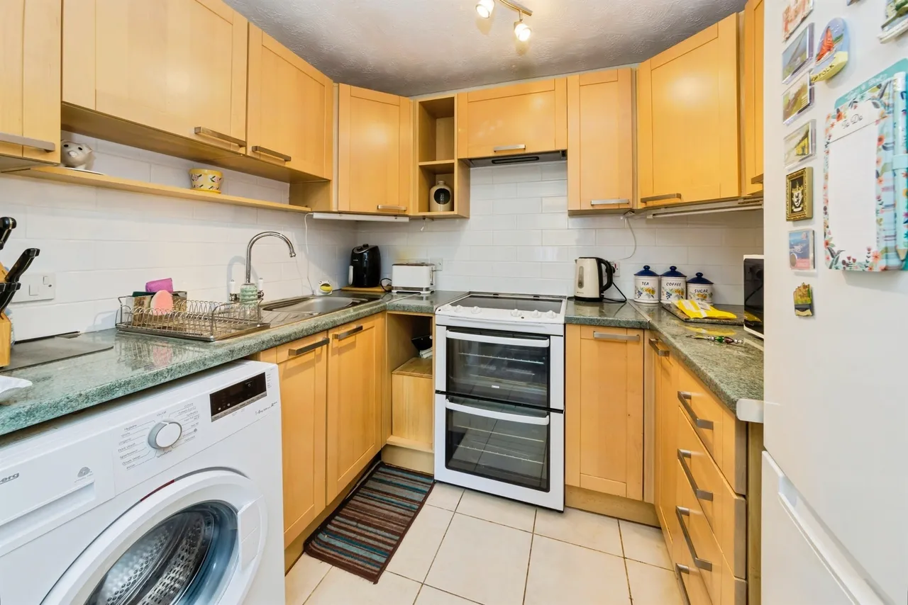Church Road, Haywards Heath, RH16, photo 4