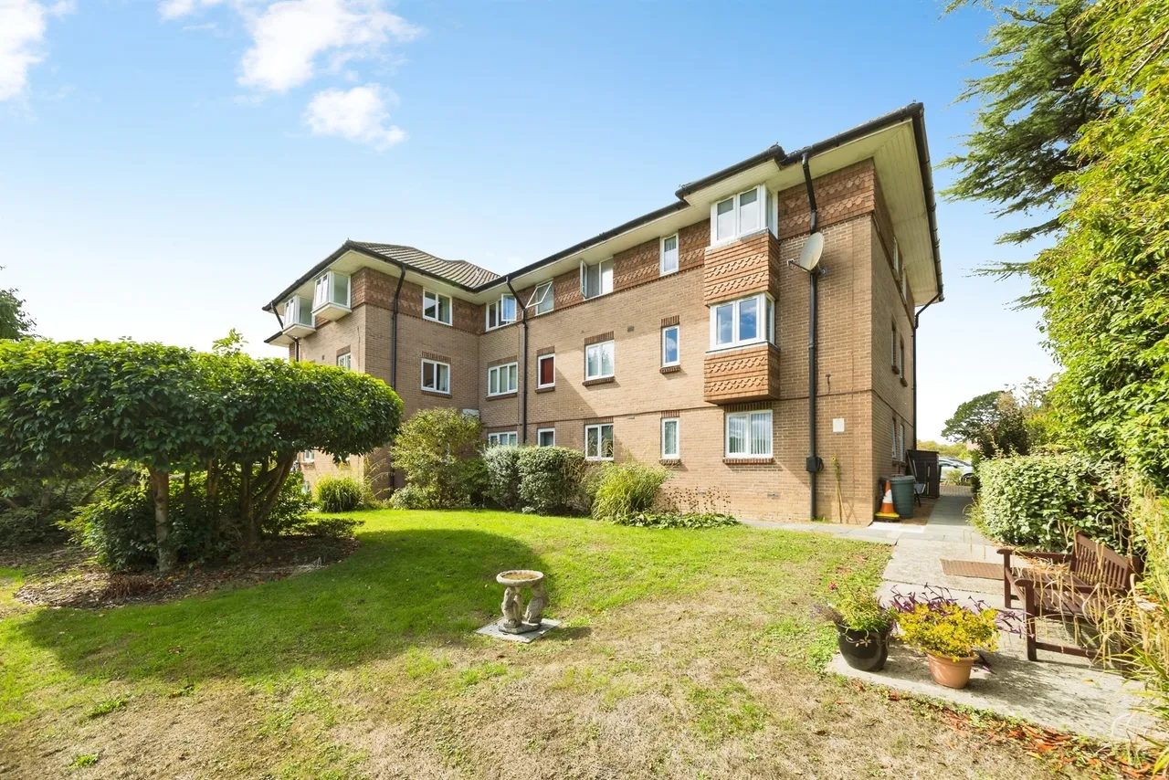 Church Road, Haywards Heath, RH16, photo 7
