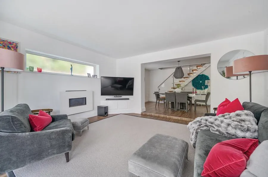Pinehill Road, Crowthorne, RG45, photo 10