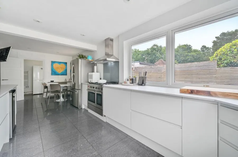 Pinehill Road, Crowthorne, RG45, photo 30