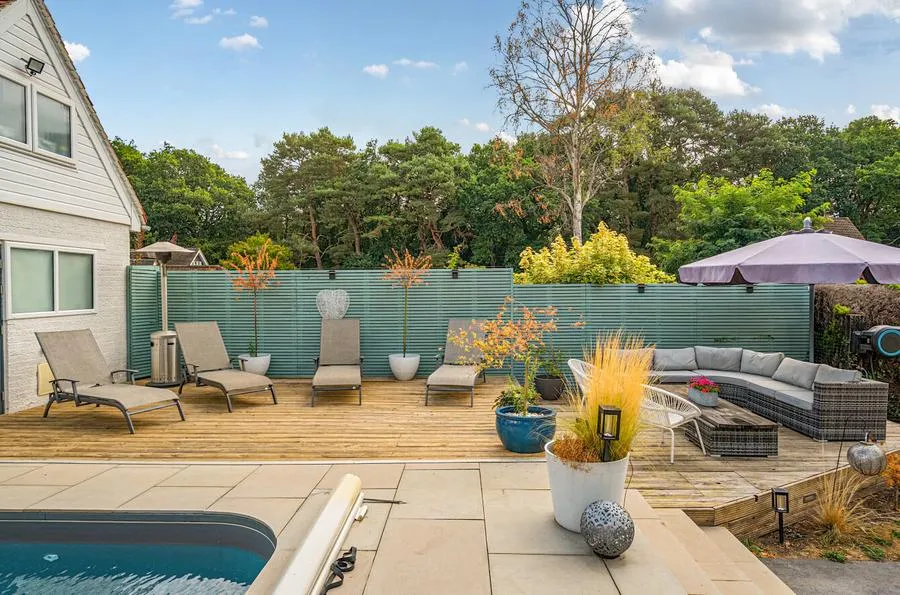 Pinehill Road, Crowthorne, RG45, photo 14