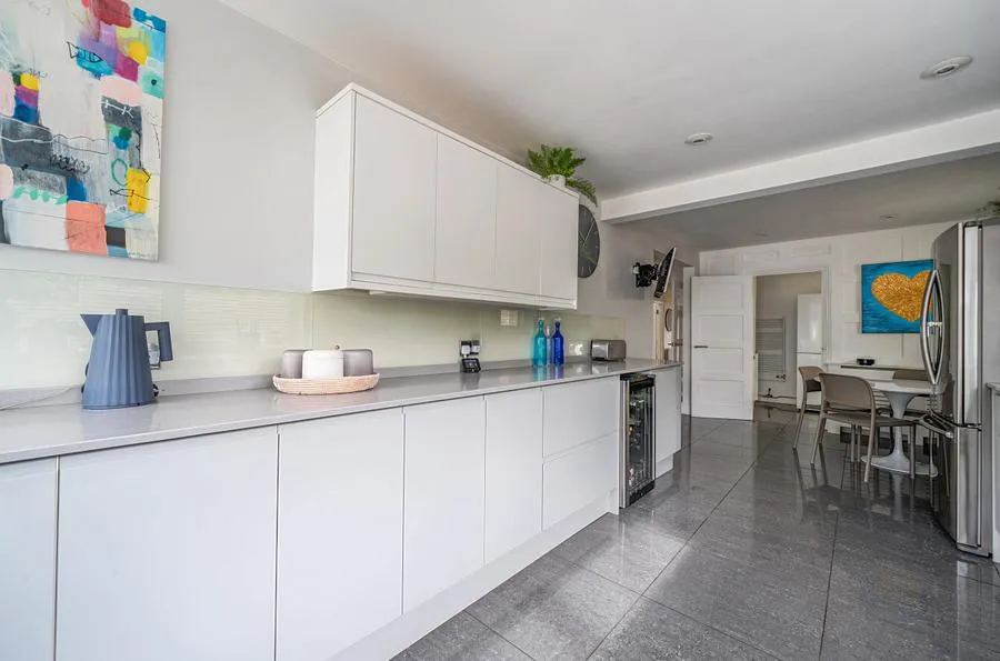 Pinehill Road, Crowthorne, RG45, photo 32