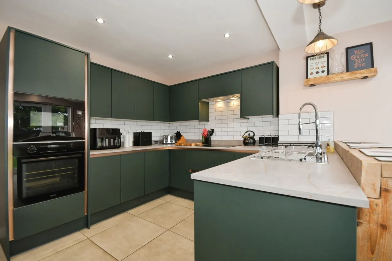 Hill View Road, Brimington, S43, photo 6