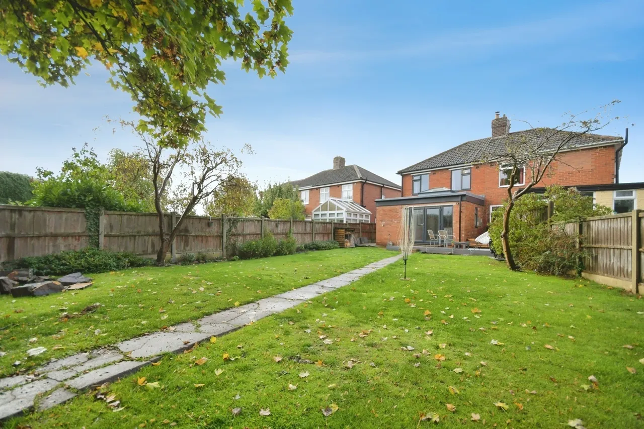 Hill View Road, Brimington, S43, photo 15