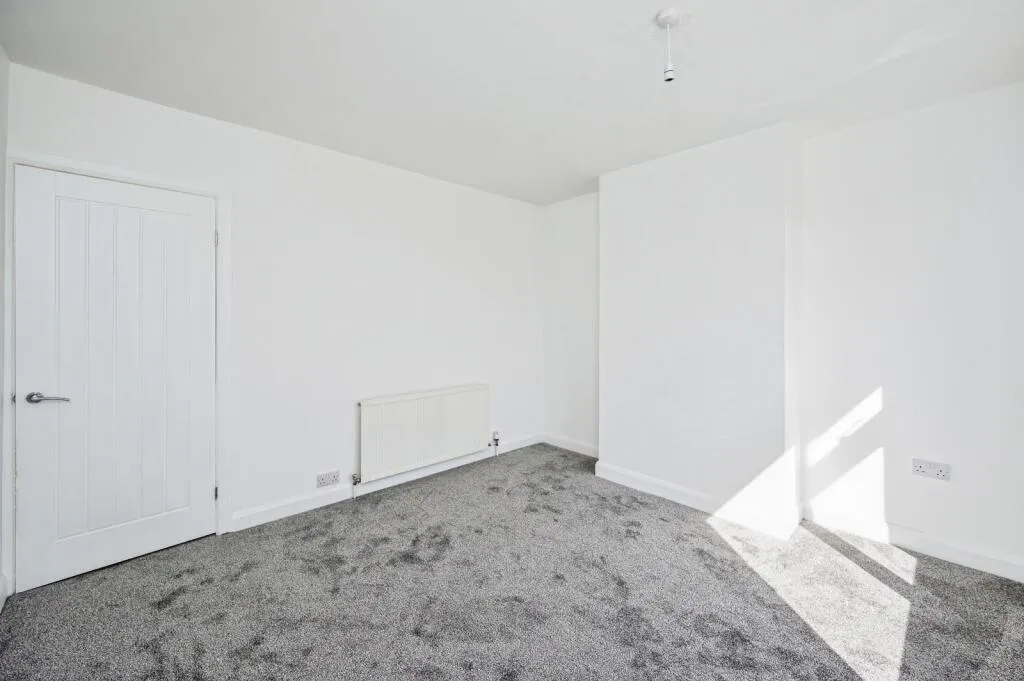 Queen Street, Kirkby-in-Ashfield, NG17, photo 10
