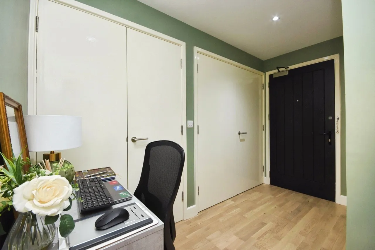 Burgess Springs, Chelmsford, Essex, CM1, photo 7