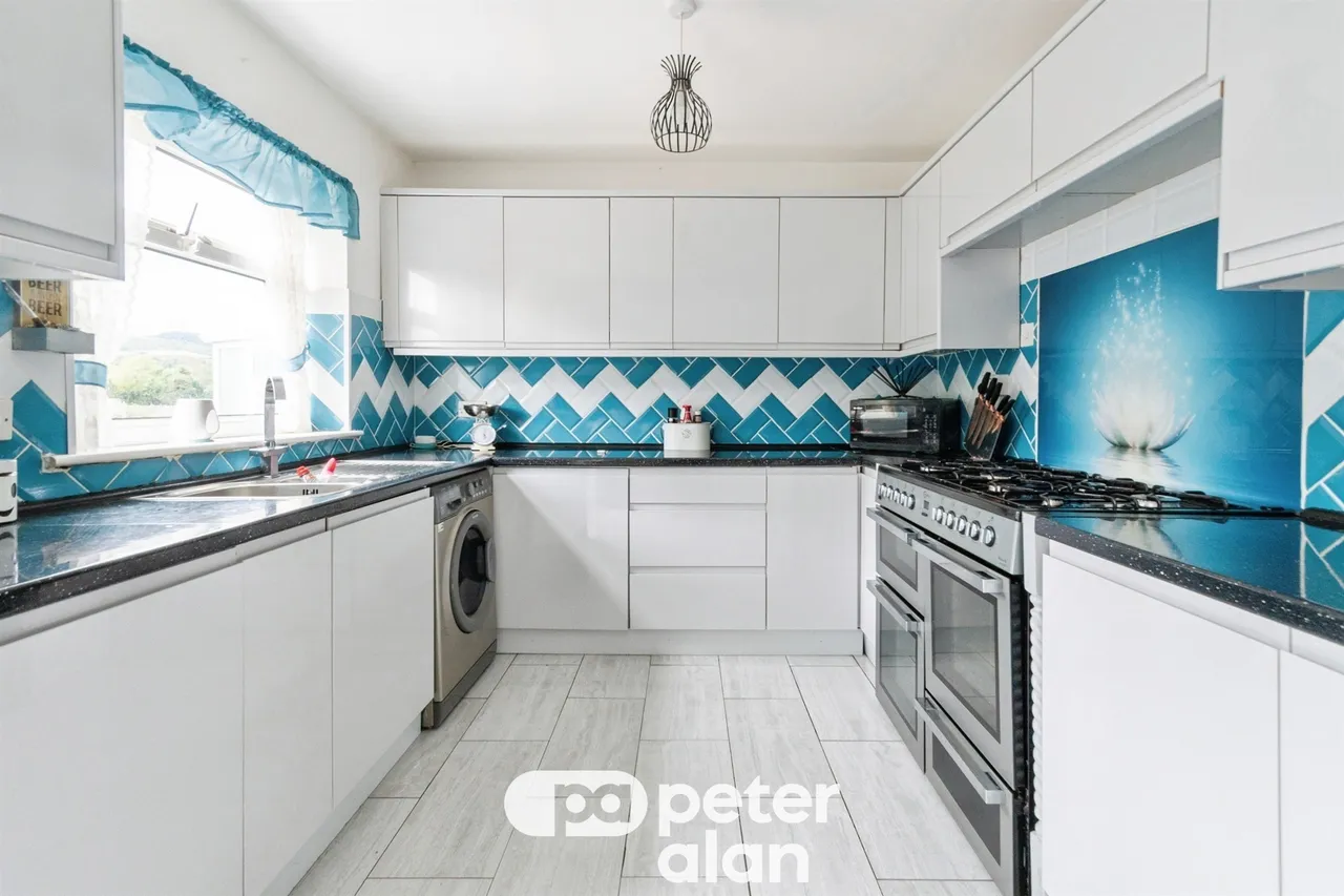 Mill View Estate Maesteg, CF34, photo 4
