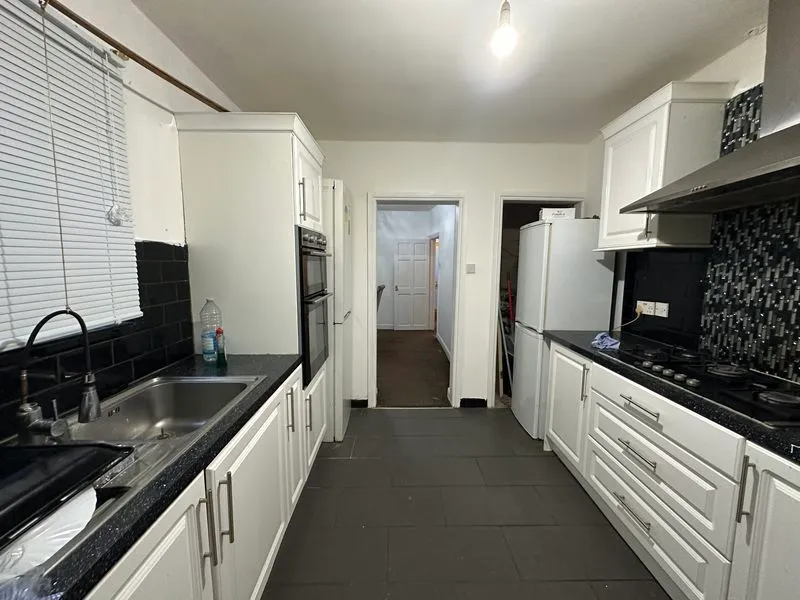 Belmont Road, Luton LU1 1LL, photo 4