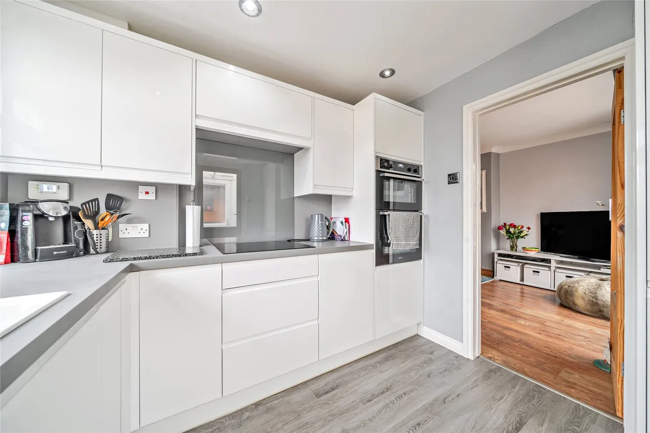 Chalk Pit Avenue, Orpington, BR5, photo 4