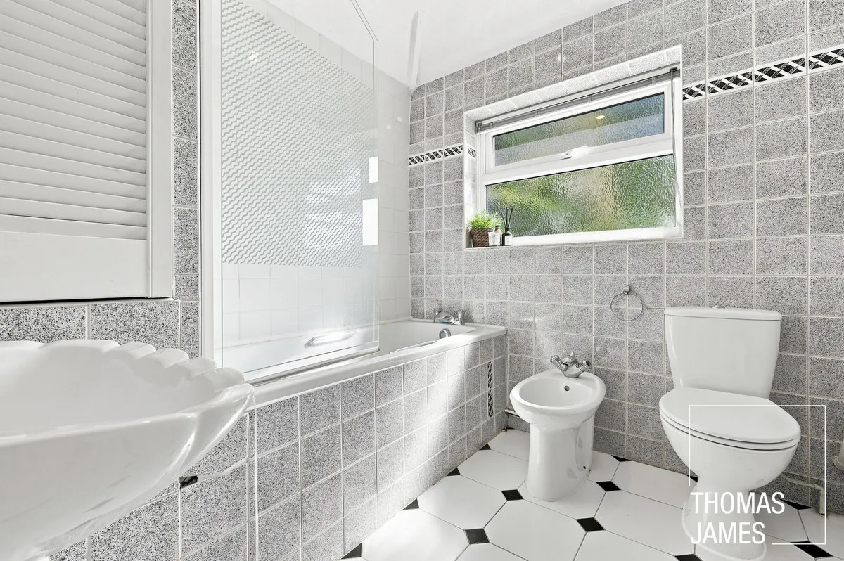 London, N14, photo 19
