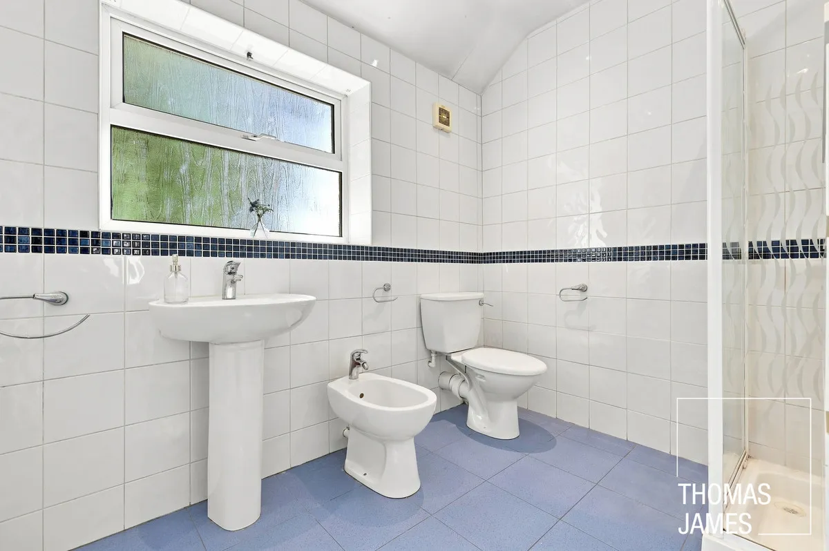 London, N14, photo 21