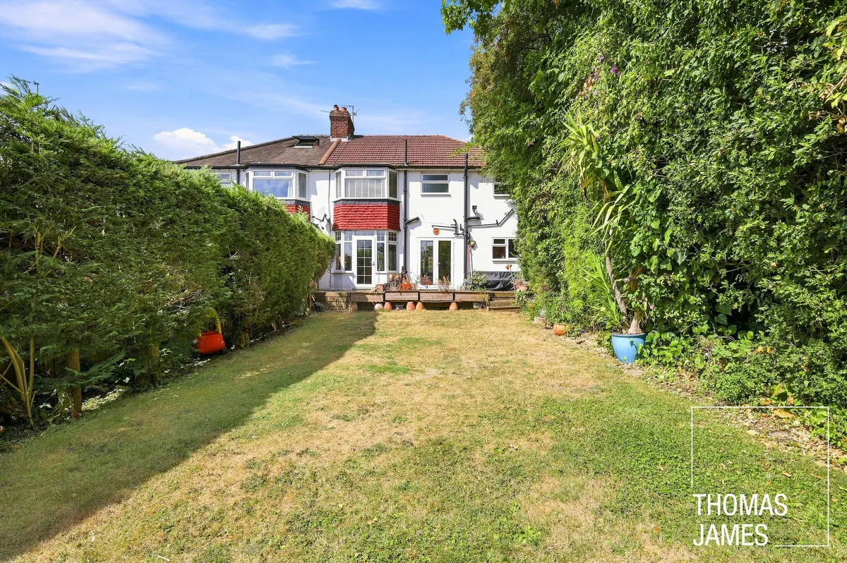 London, N14, photo 23